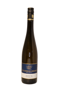 Schlumberger-Bernhart Muggardter Berg Riesling 1G 2023 vinflaske på sort baggrund