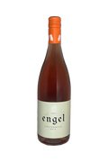 Weingut Engel Blauenfränkisch Rosé 2023 vinflaske på sort baggrund